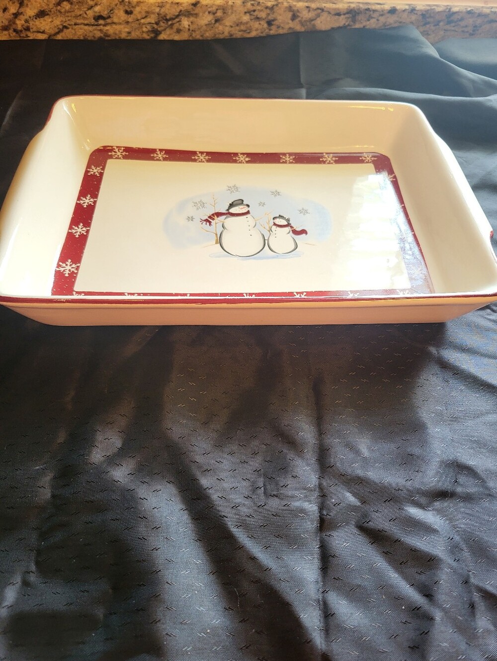 Royal Seasons Christmas  Snowman Ceramic 2x13x9 In. Baking Dish - White and Red